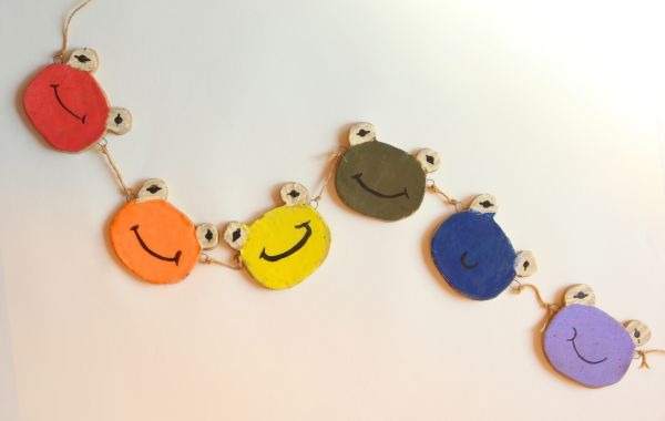 Family Friday: Clay Pride Garlands