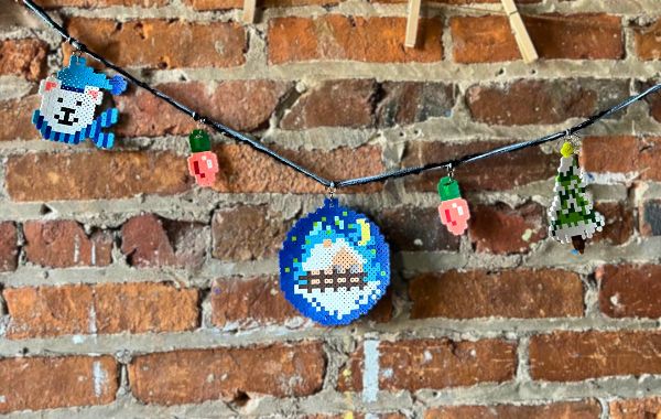 Family Night: 8bit Holiday Garland